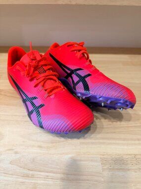 Asics Track shoes (unisex)